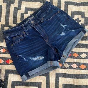 Universal Thread High Waisted Jean Shorts Size 6